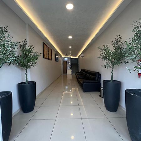 Ixoras Hotel Victoire Kinshasa Exterior foto